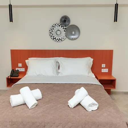 Seaside Village Politika Room photo